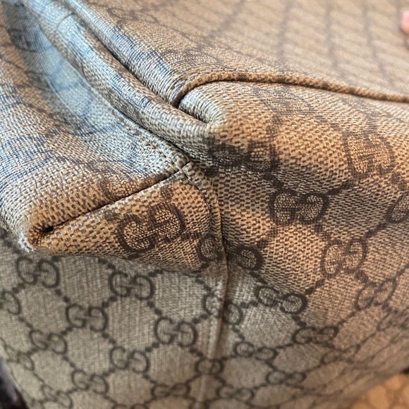 SOLD - - Gucci Diaper Bag - Picture 5 of 11